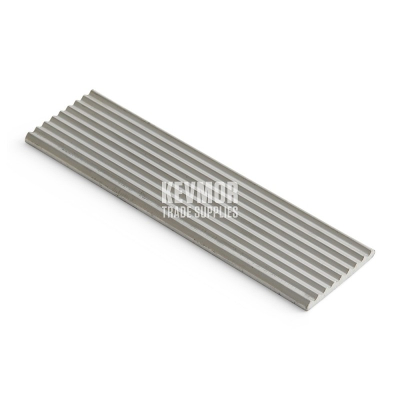 Flat Fluted Stair Tread 40mm Silver